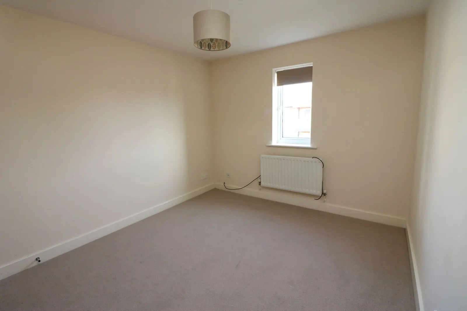 2-bed flat / apartment to let on Langsett Court — photo 9