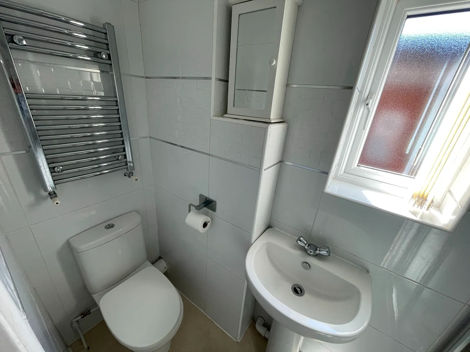 1-bed flat / apartment to let on Windsor Road Flatlet 4 — photo 7