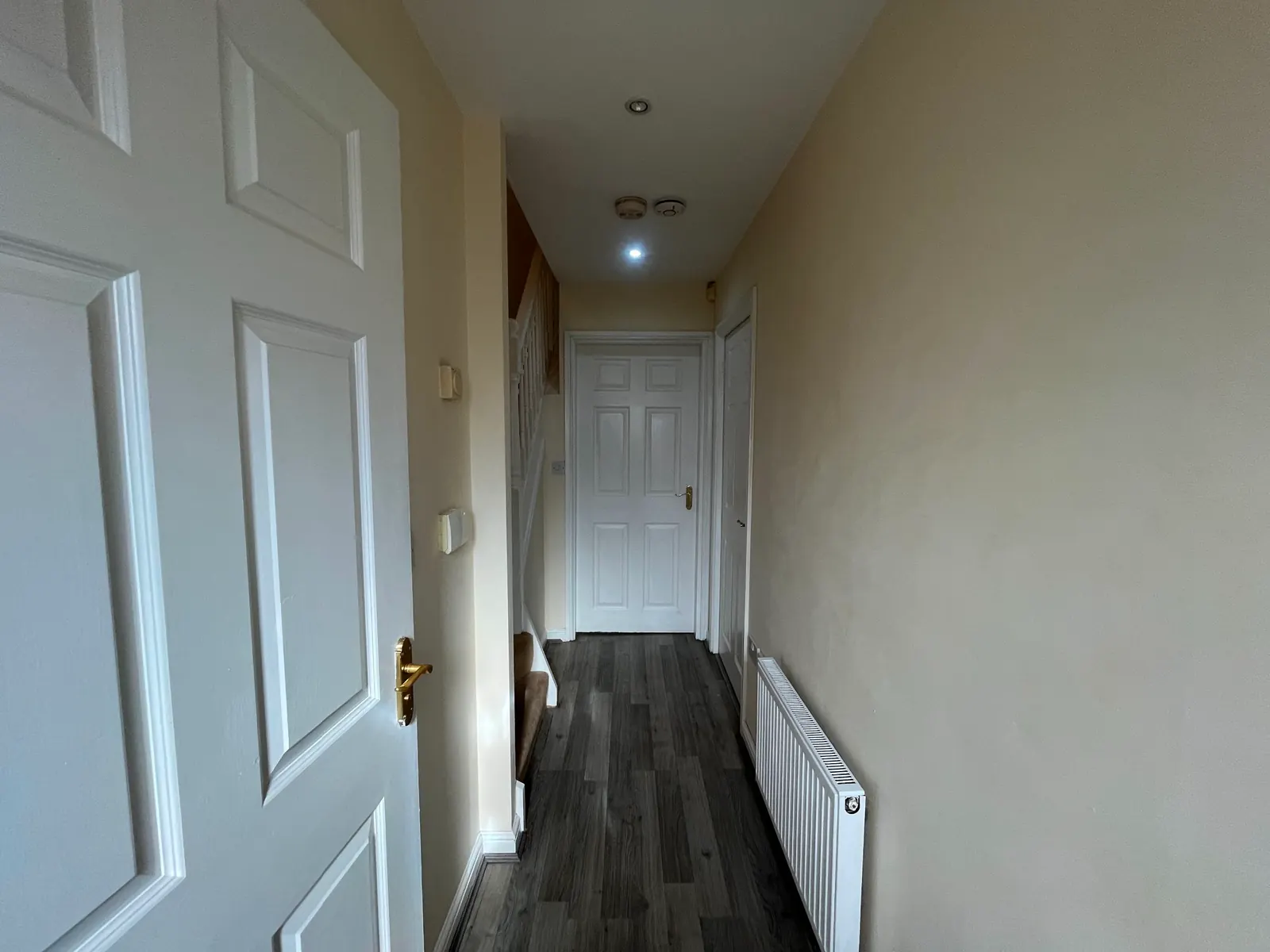 3-bed terraced house to let on Honeysuckle Close, Bessacarr, Doncaster — photo 2