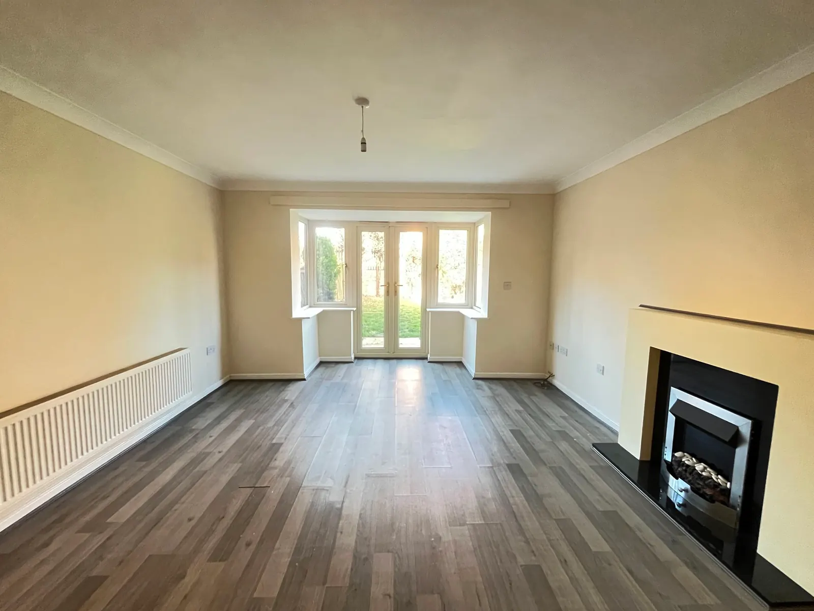 3-bed terraced house to let on Honeysuckle Close, Bessacarr, Doncaster — photo 3