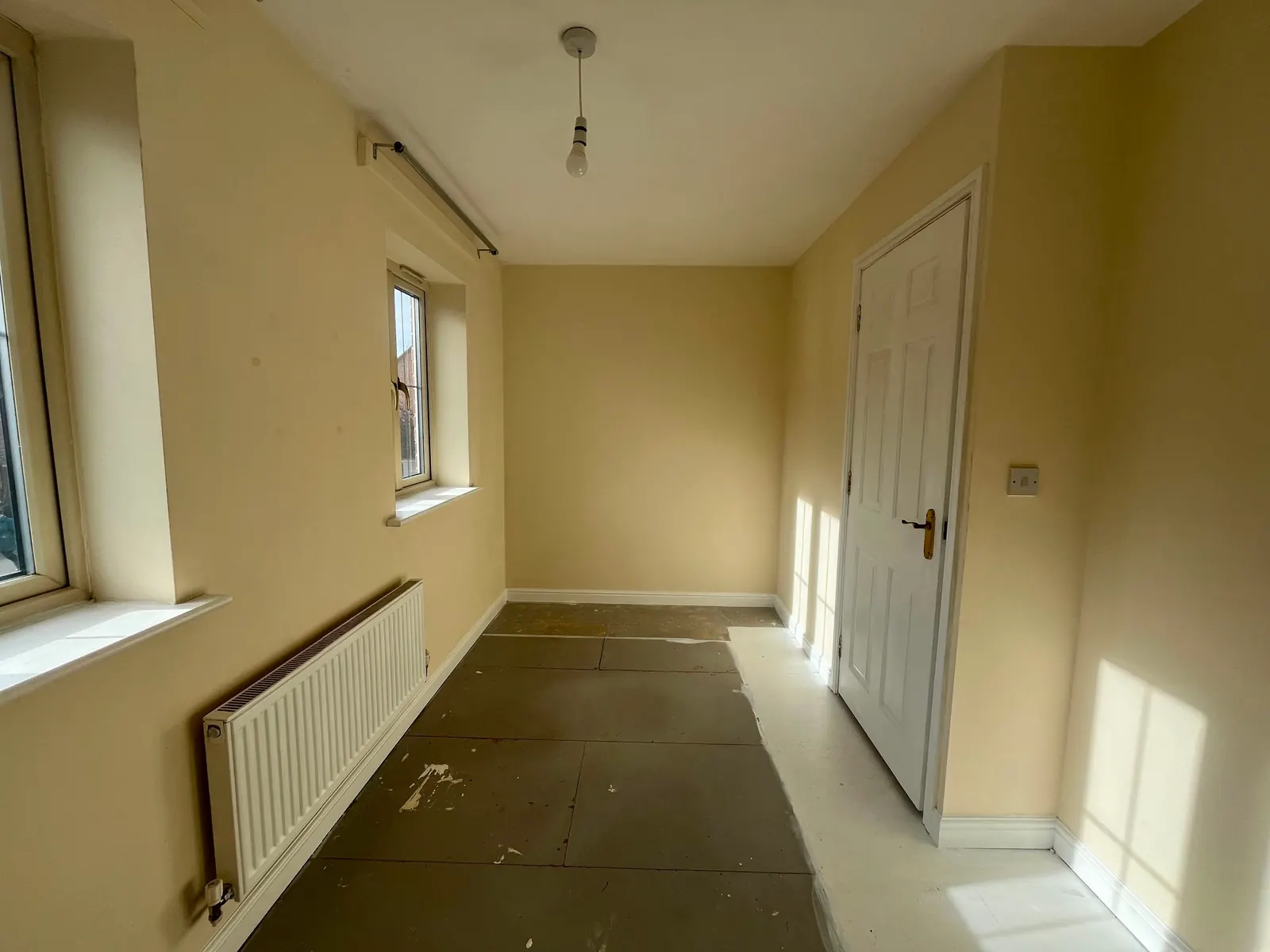 3-bed terraced house to let on Honeysuckle Close, Bessacarr, Doncaster — photo 12