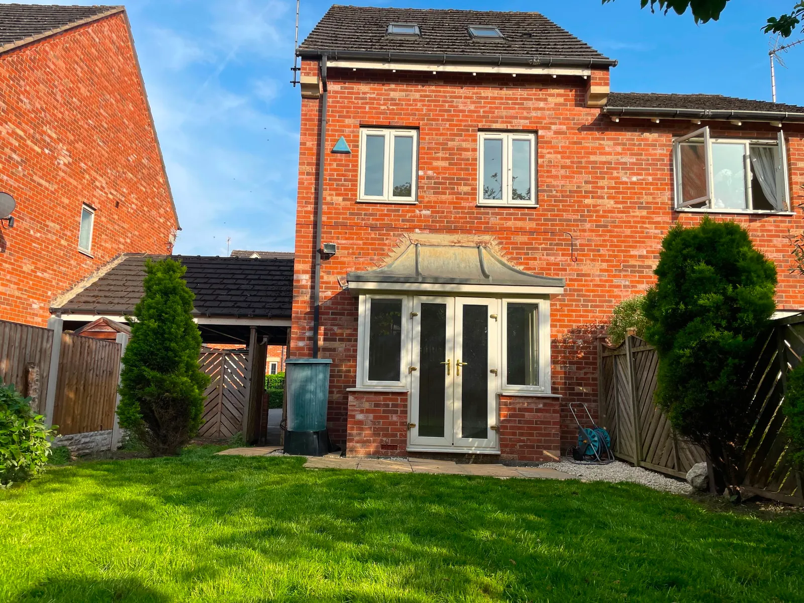 3-bed terraced house to let on Honeysuckle Close, Bessacarr, Doncaster — photo 18