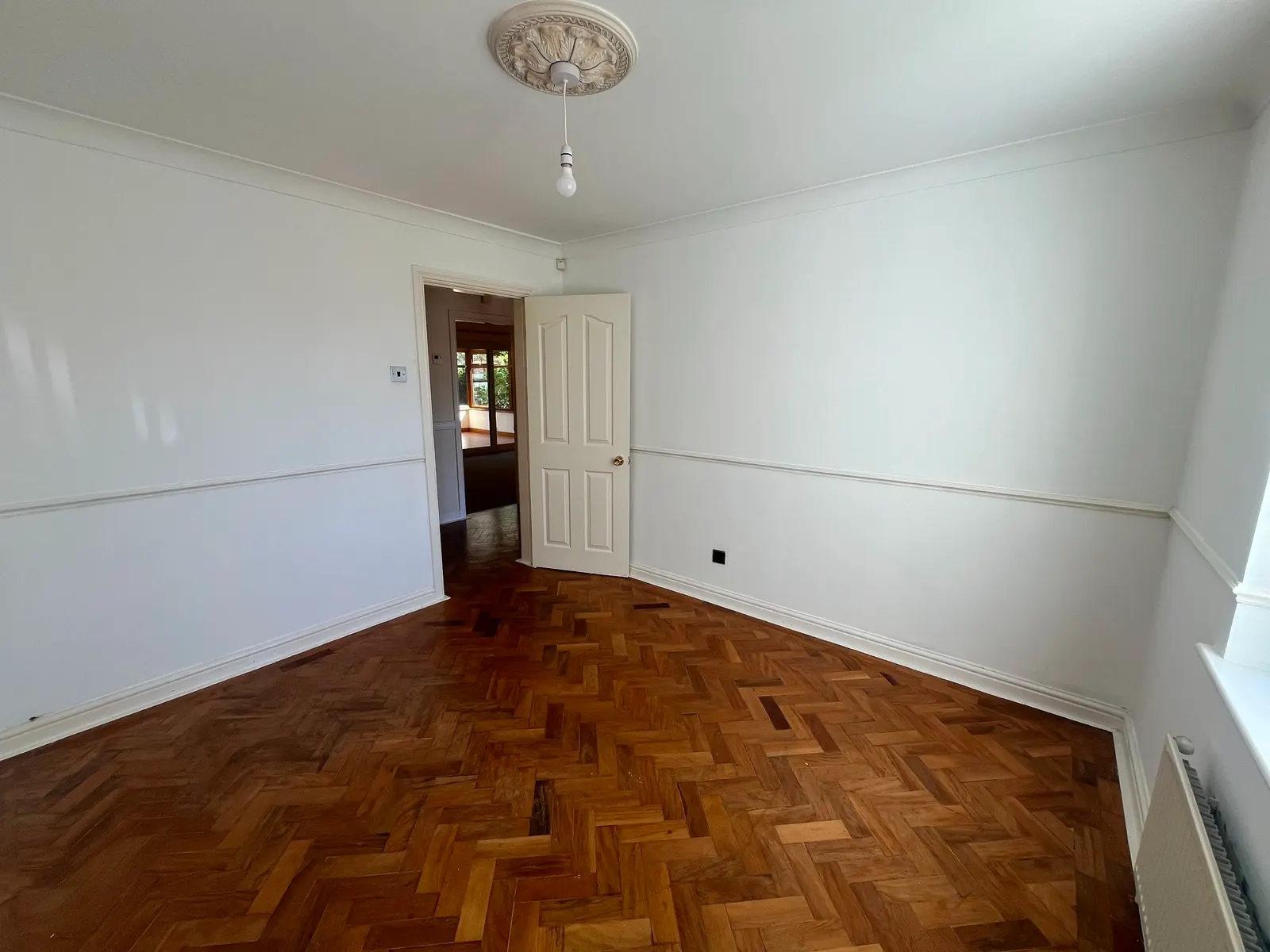 4-bed property to let on Fiddlers Drive, Armthorpe — photo 7