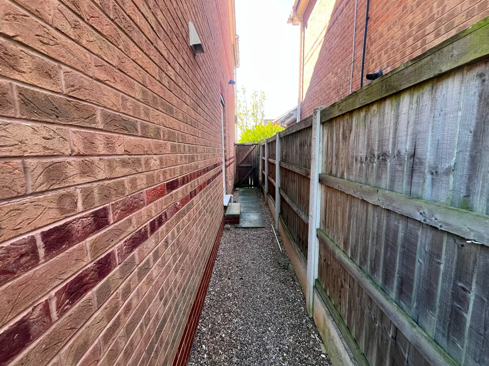 4-bed property to let on Fiddlers Drive, Armthorpe — photo 26