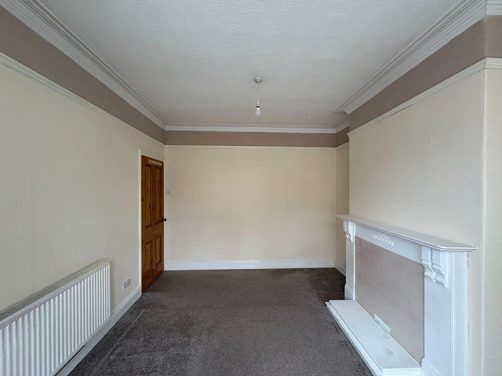 3-bed terraced house to let on Burton Avenue — photo 3