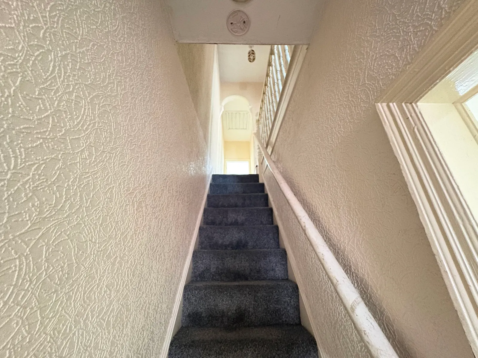 3-bed terraced house to let on Burton Avenue — photo 8