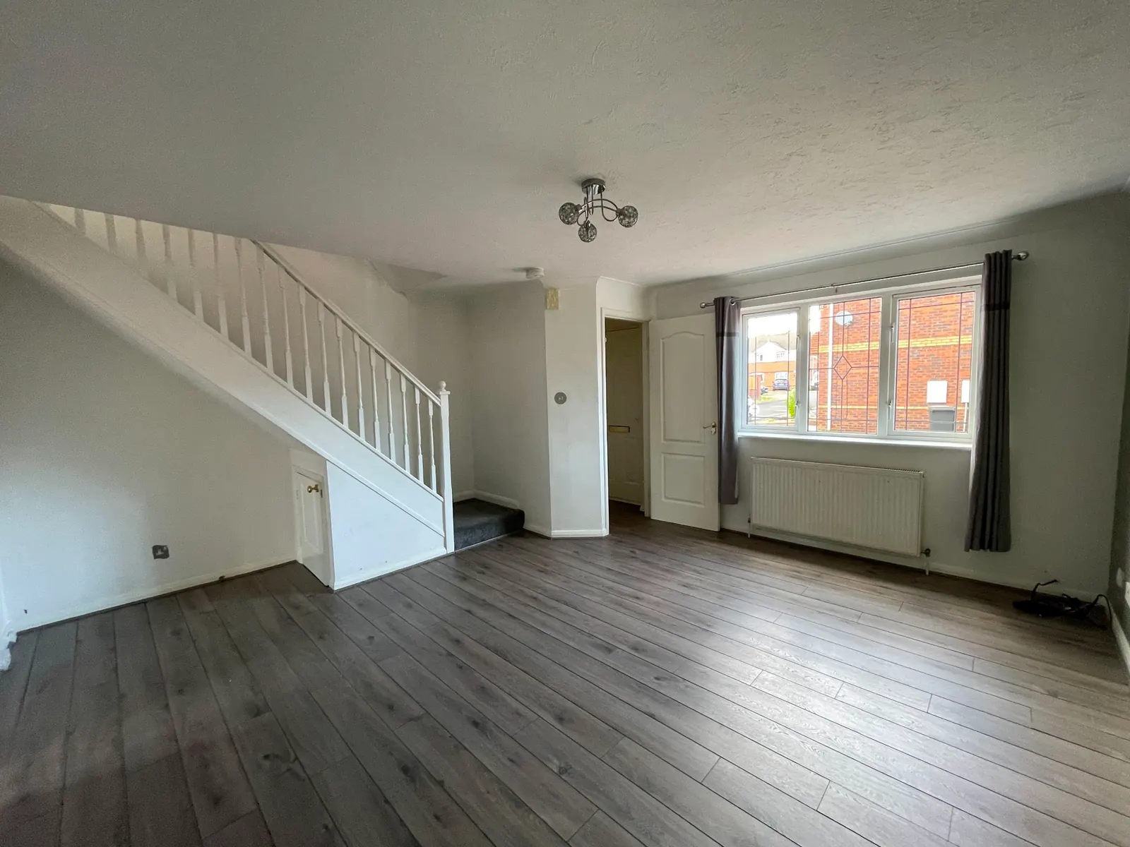 3-bed semi-detached house to let on Granby Court — photo 3
