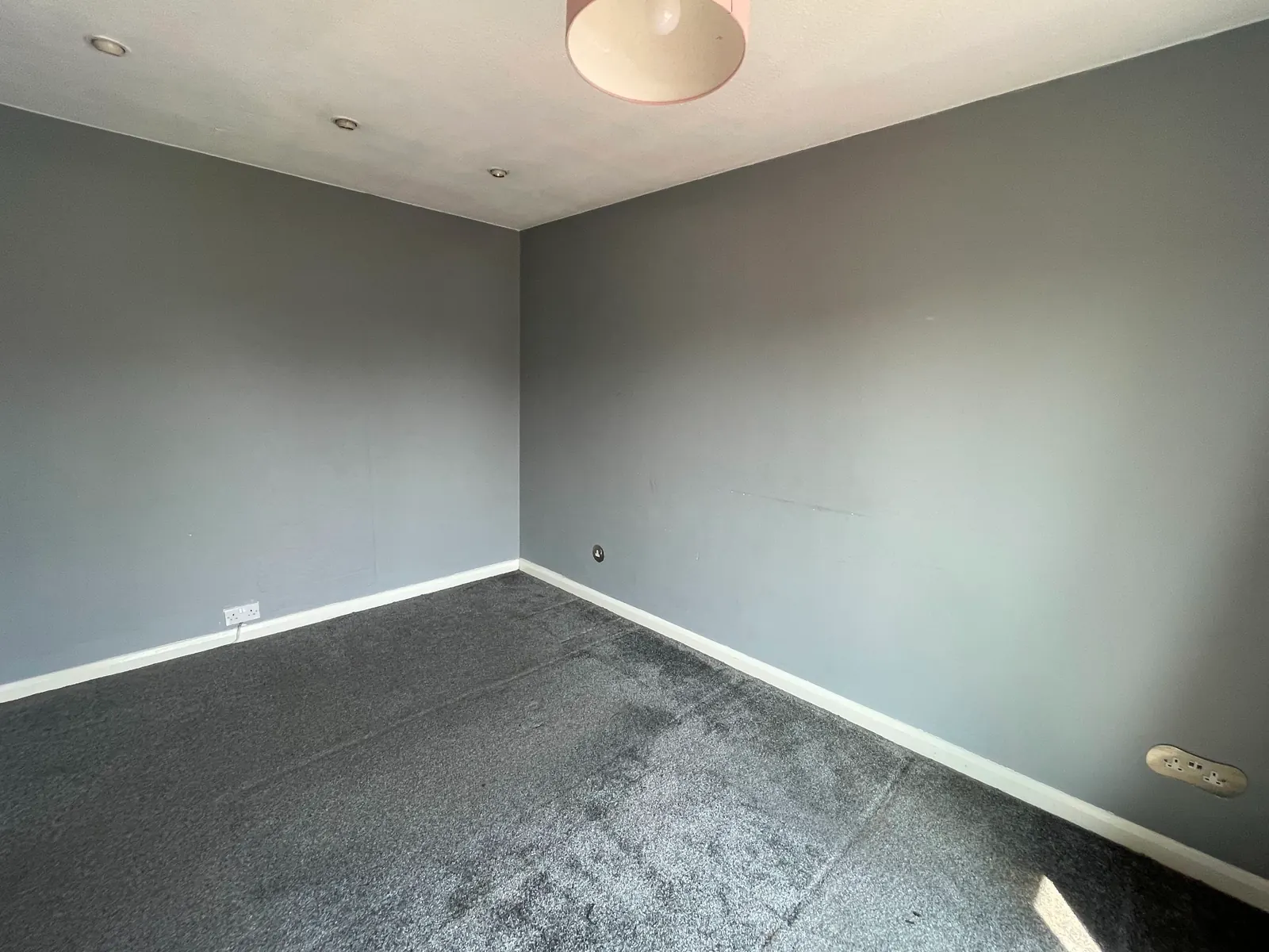 3-bed semi-detached house to let on Granby Court — photo 8