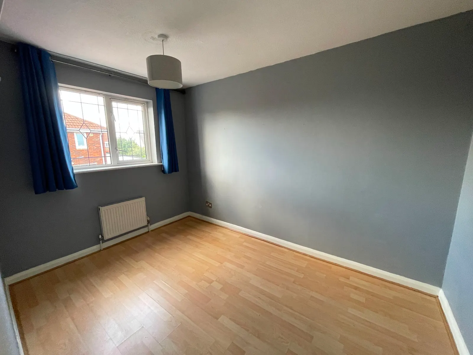 3-bed semi-detached house to let on Granby Court — photo 9