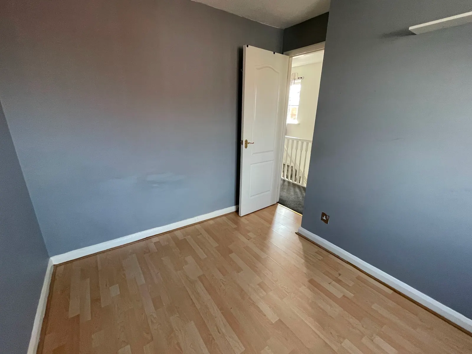 3-bed semi-detached house to let on Granby Court — photo 10