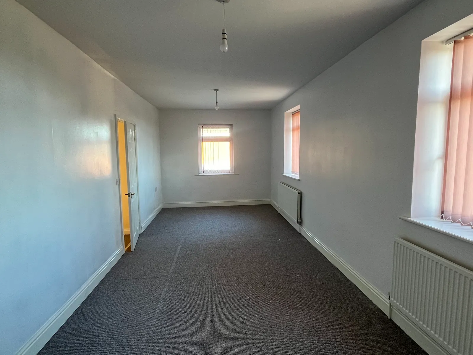 3-bed flat / apartment to let on King George Apartments — photo 6