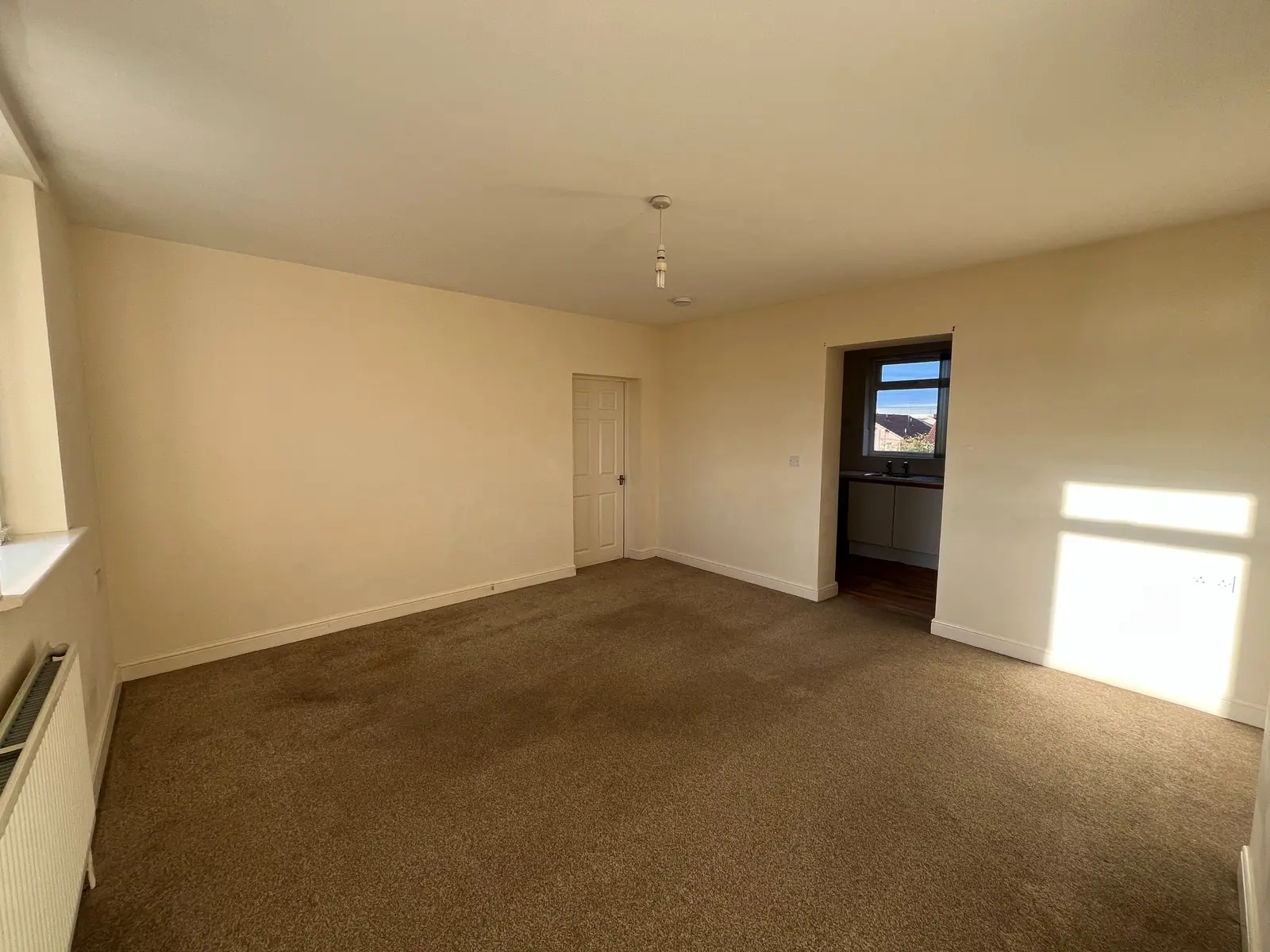 2-bed flat / apartment to let on King George Apartments, Station Road, Stainforth — photo 4