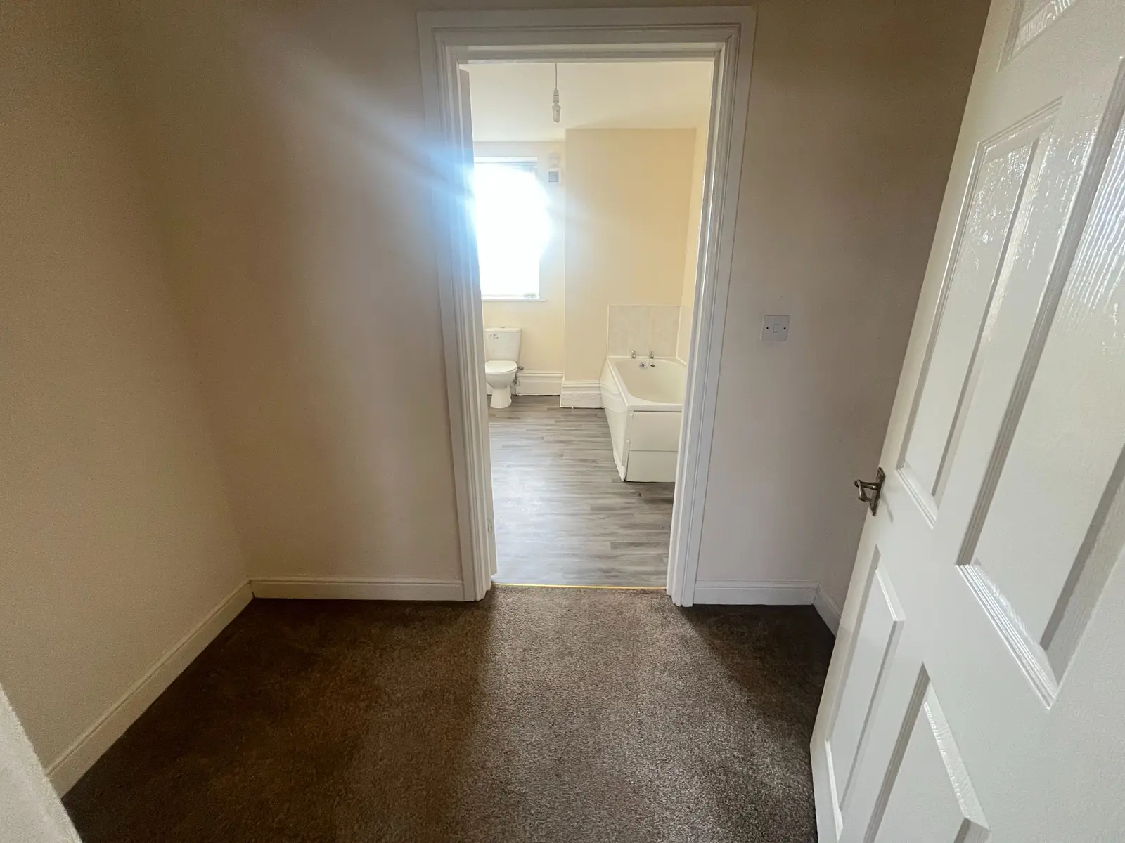 2-bed flat / apartment to let on King George Apartments, Station Road, Stainforth — photo 11