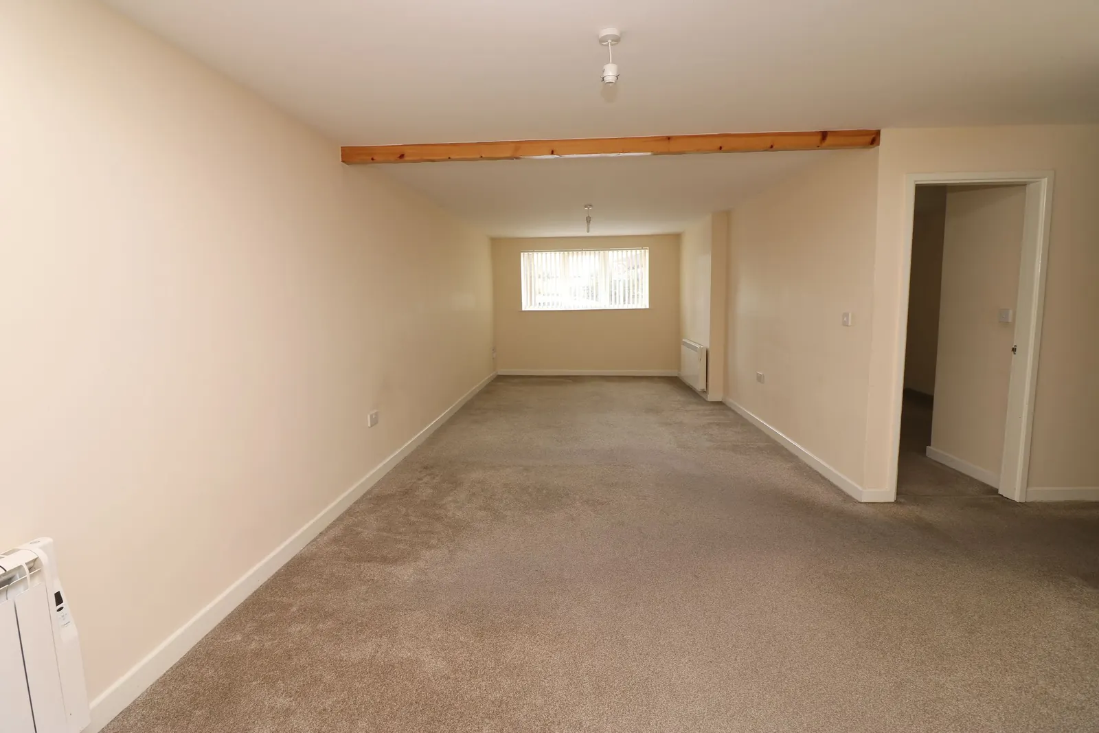 2-bed flat / apartment to let on Fox Apartments, Silver Street, Stainforth — photo 2