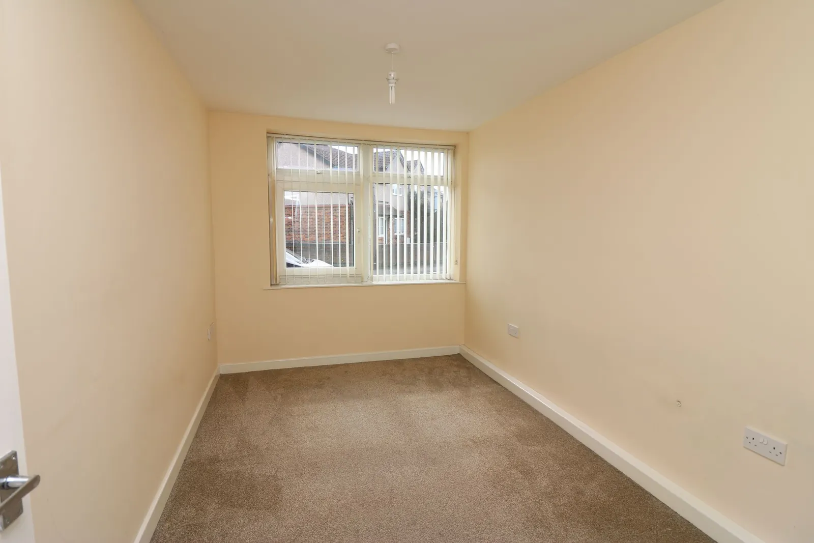 2-bed flat / apartment to let on Fox Apartments, Silver Street, Stainforth — photo 6