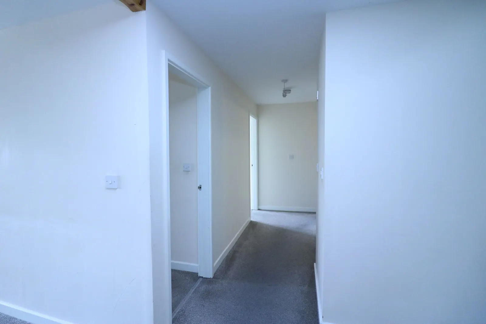 2-bed flat / apartment to let on Fox Apartments, Silver Street, Stainforth — photo 9