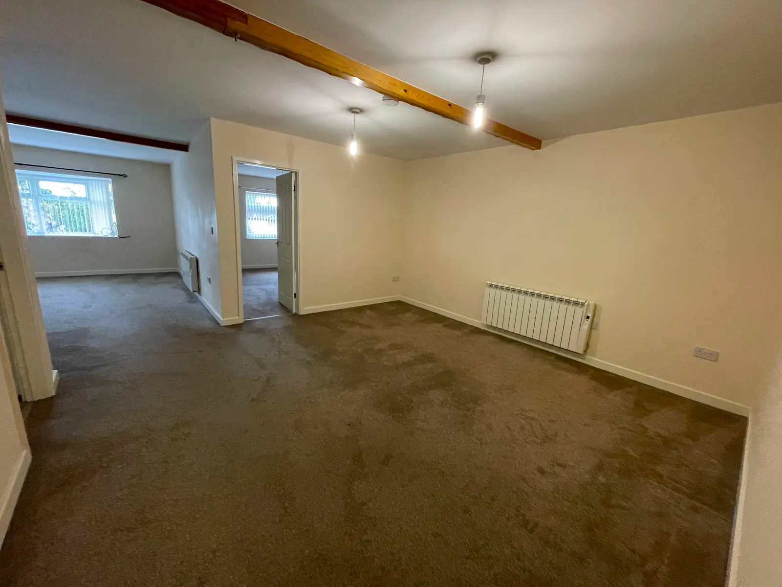 2-bed flat / apartment to let on Fox Apartments — photo 2
