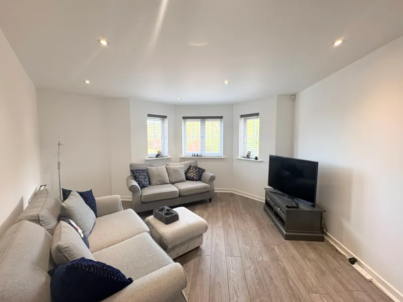2-bed flat / apartment to let on Jenkinson Grove, Armthorpe, Doncaster — photo 1