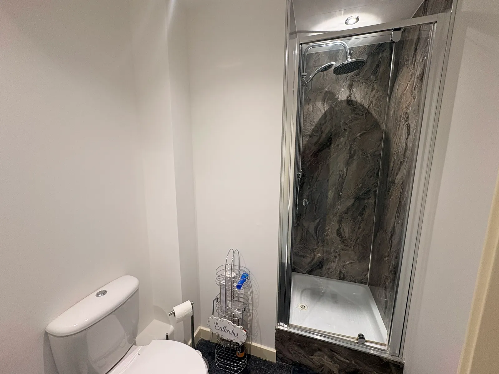 2-bed flat / apartment to let on Jenkinson Grove, Armthorpe, Doncaster — photo 8