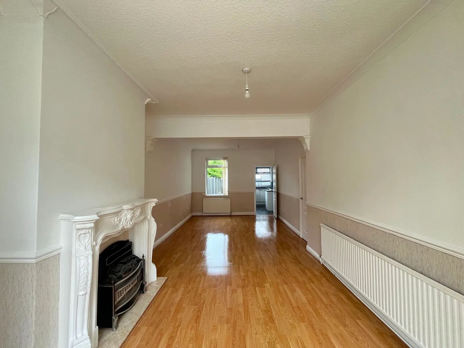 3-bed terraced house to let on Fern Avenue, Doncaster — photo 2