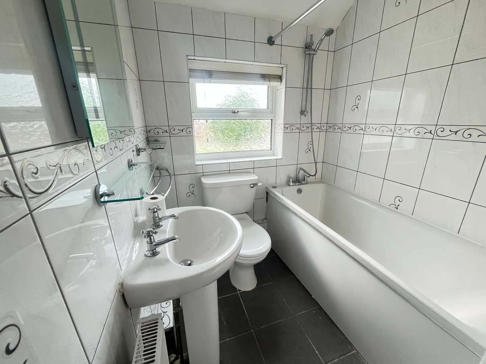 3-bed terraced house to let on Fern Avenue, Doncaster — photo 13