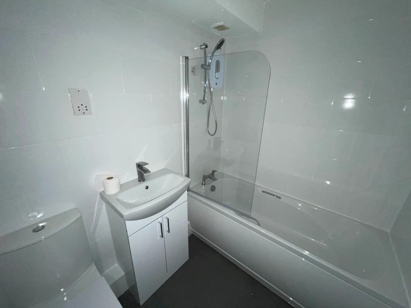 2-bed flat / apartment to let on Axholme Court, Doncaster — photo 9